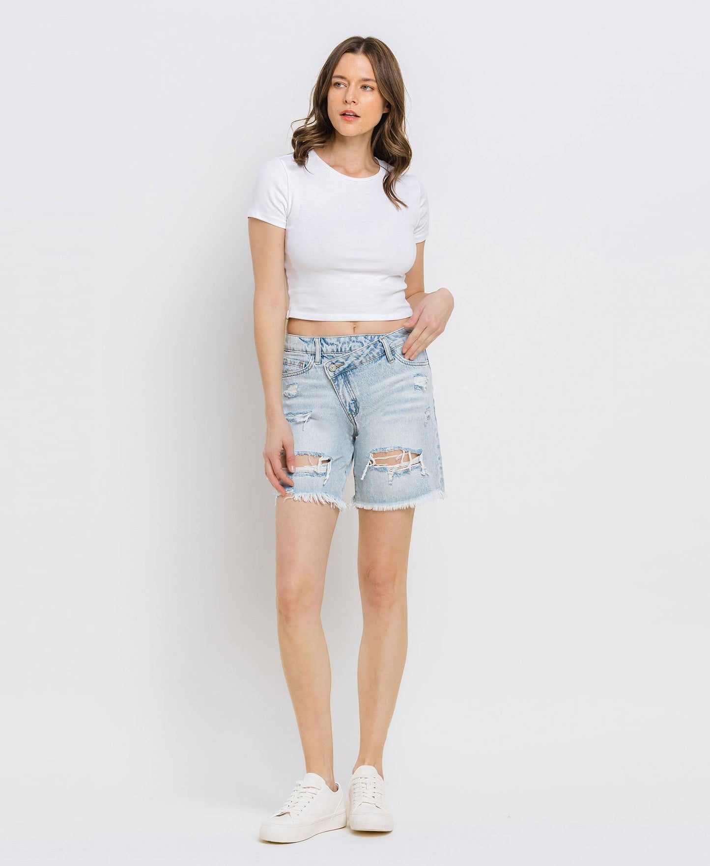 SUPER HIGH RISE CRISS CROSS BOYFRIEND SHORTS