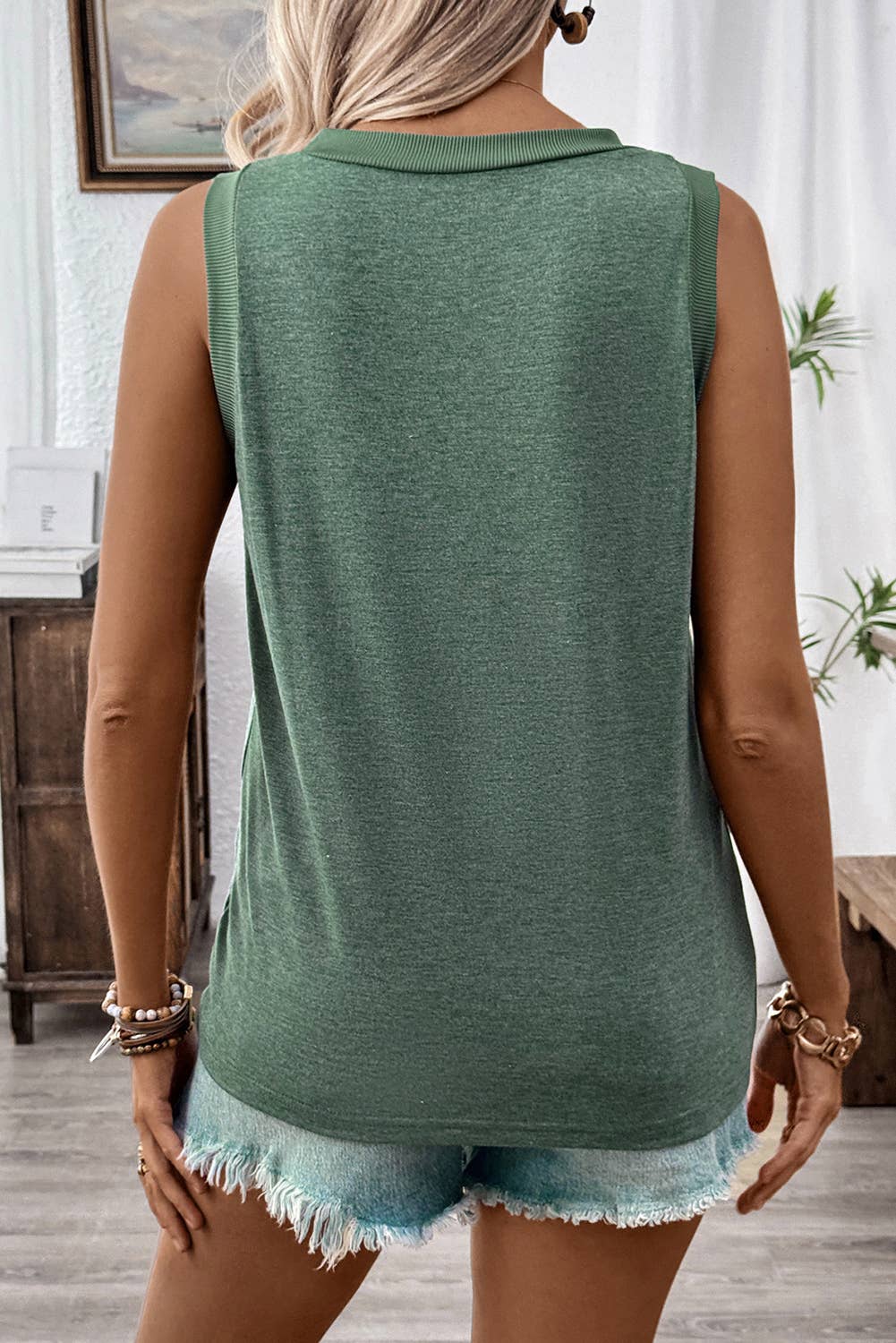 Ribbed V Neck Tank