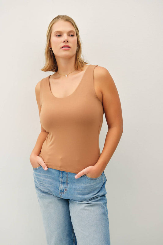 PLUS [SOFT CORE] BASIC SCOOP NECK TANK
