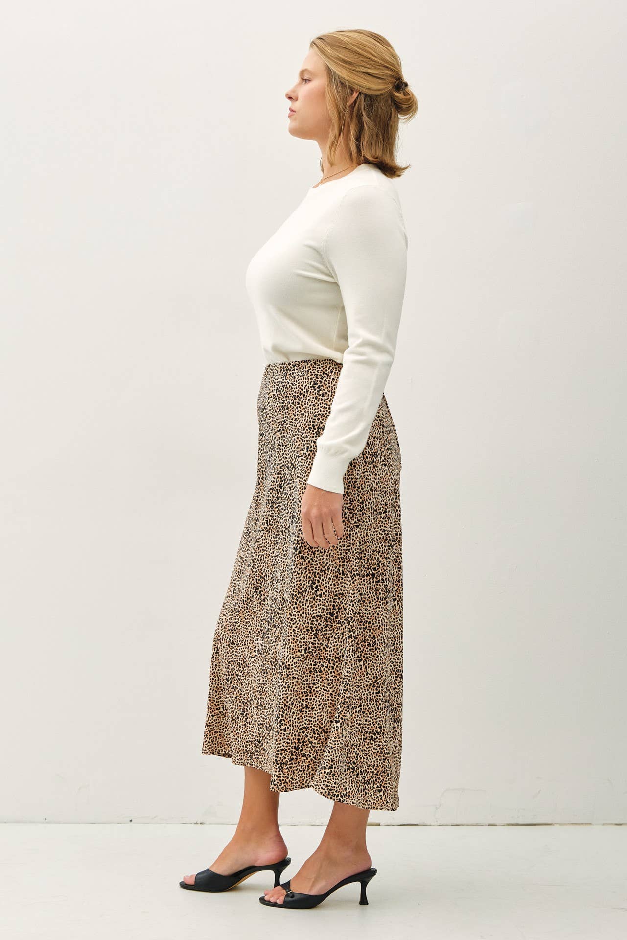 PLUS FLORAL PRINT MIDI SKIRT W/ ELASTIC WAISTBAND