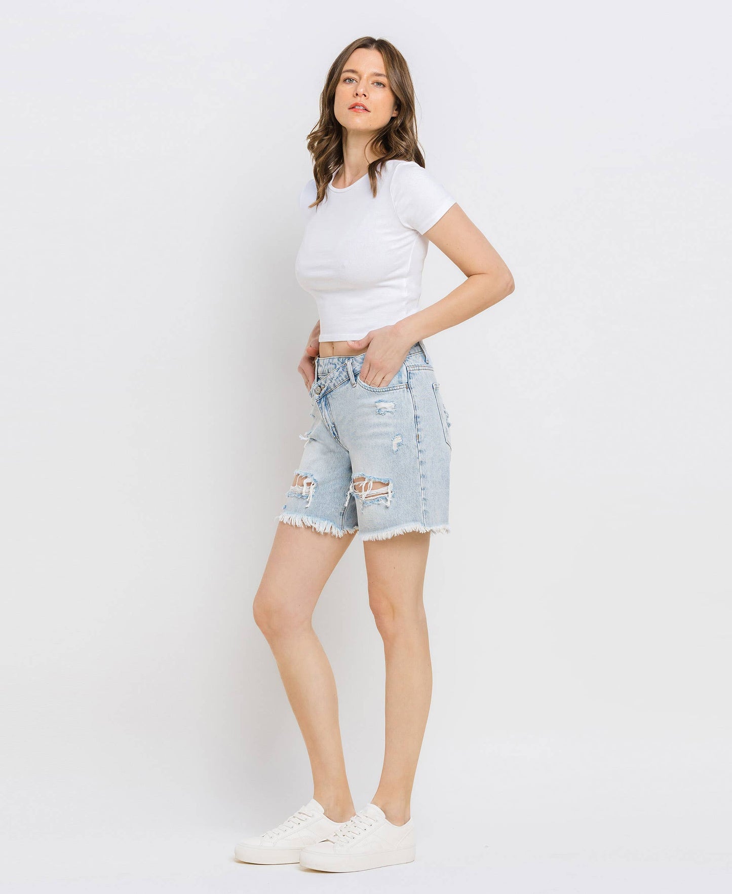 SUPER HIGH RISE CRISS CROSS BOYFRIEND SHORTS