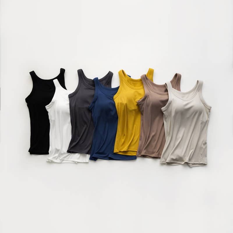 Essential Basic Rib Soft tank top w built in bra