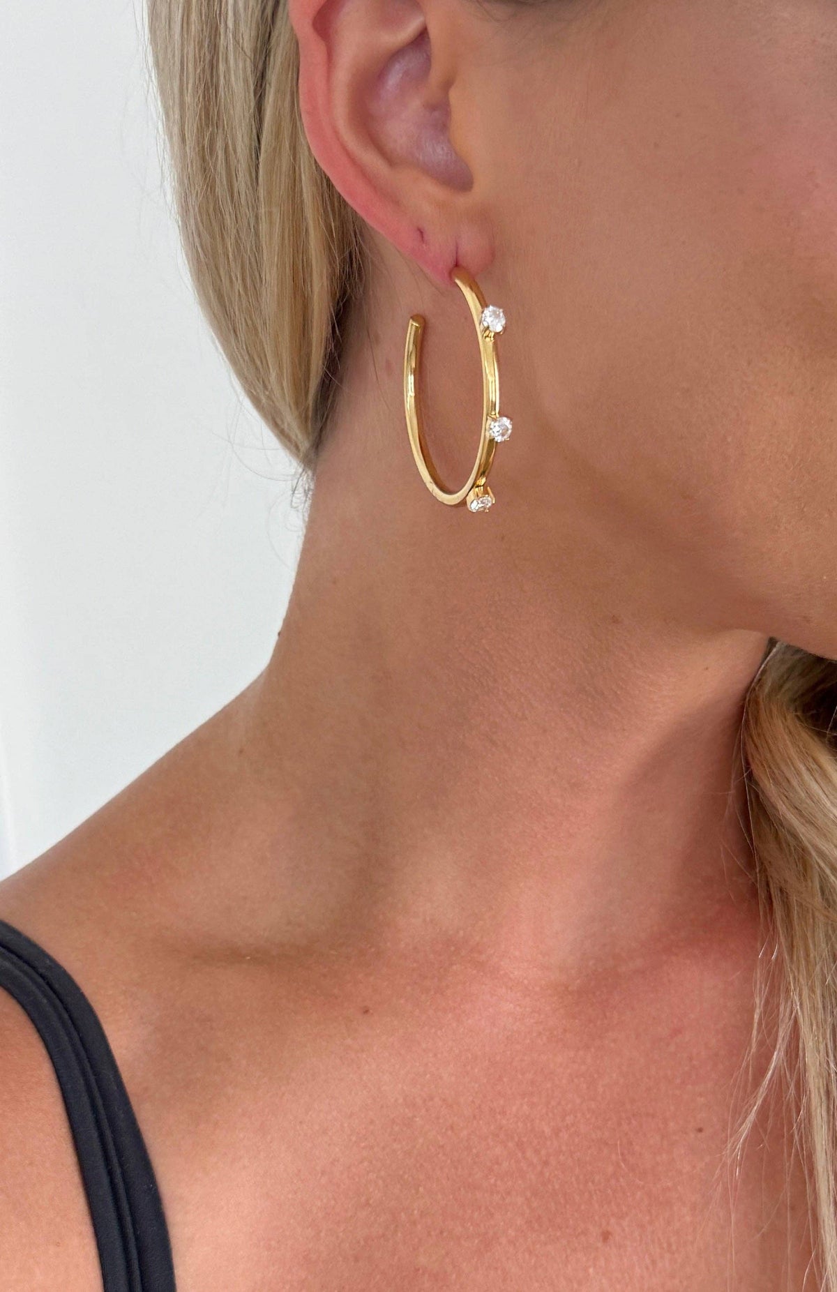 WILLOW HOOP EARRINGS