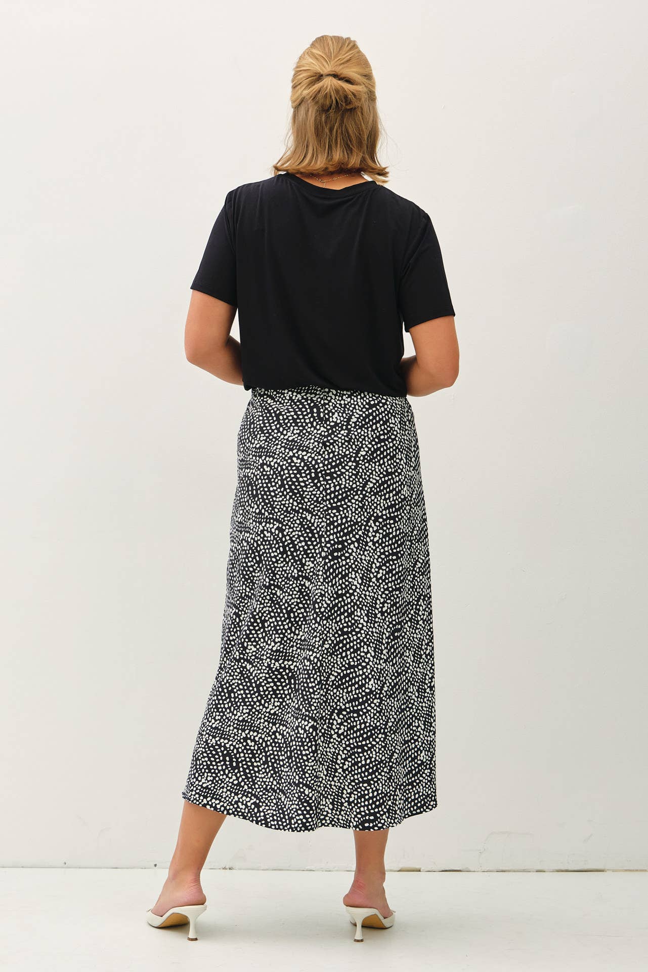 PLUS FLORAL PRINT MIDI SKIRT W/ ELASTIC WAISTBAND