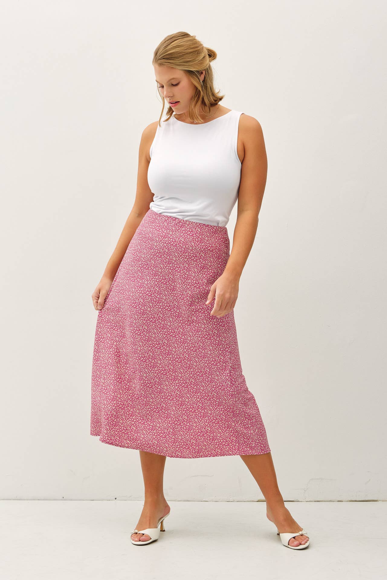 PLUS FLORAL PRINT MIDI SKIRT W/ ELASTIC WAISTBAND