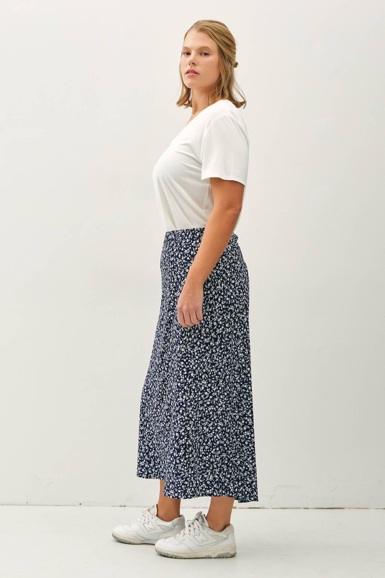 PLUS FLORAL PRINT MIDI SKIRT W/ ELASTIC WAISTBAND