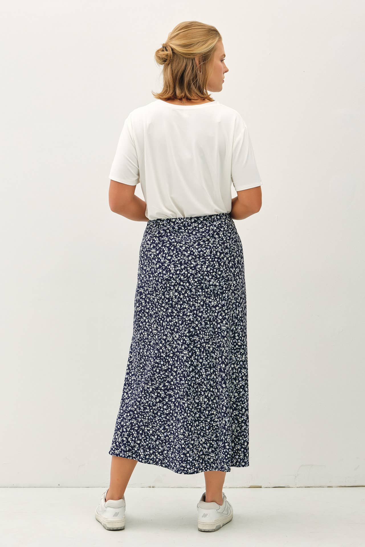 PLUS FLORAL PRINT MIDI SKIRT W/ ELASTIC WAISTBAND