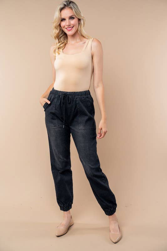 Sleeveless Solid Knit Top