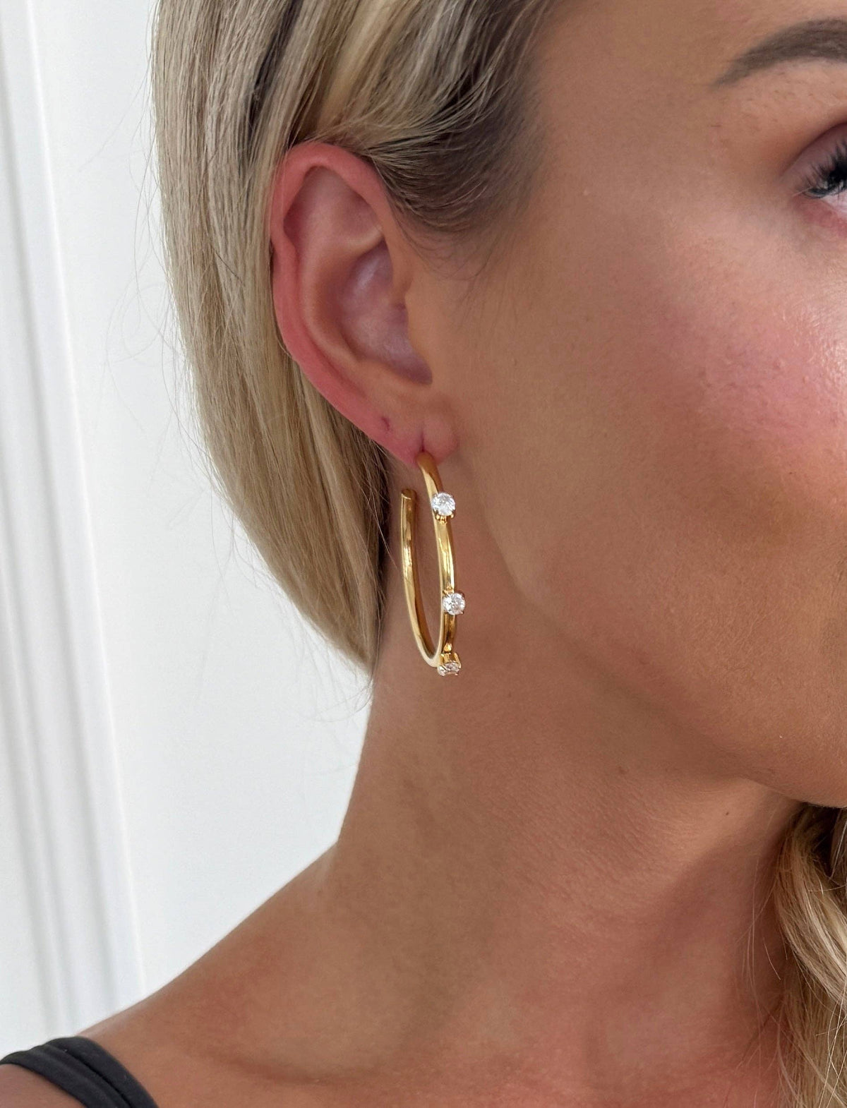 WILLOW HOOP EARRINGS