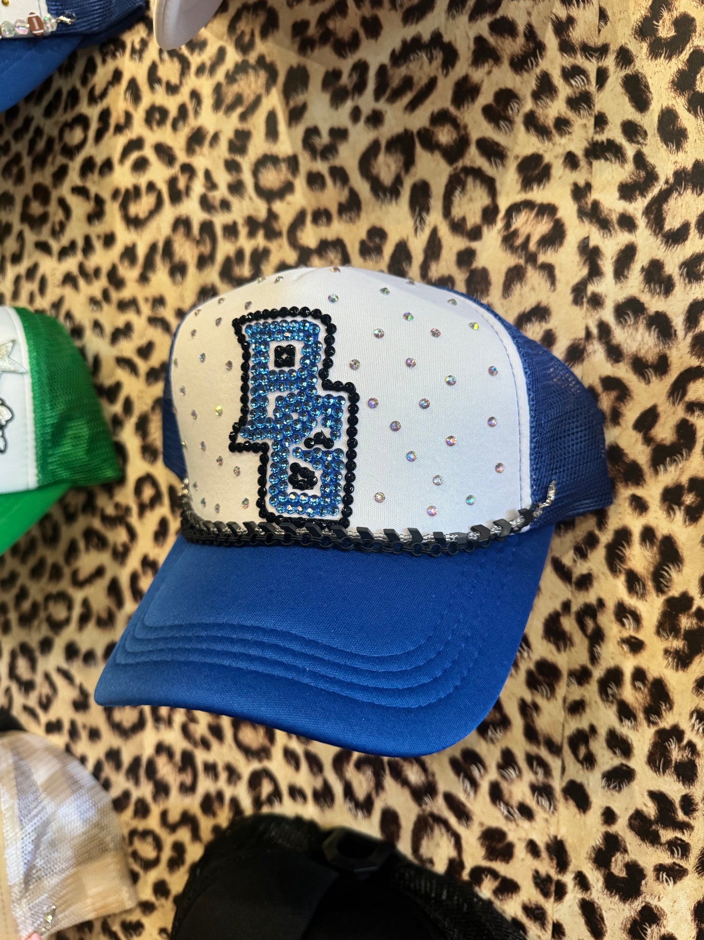 BLOOMING GROVE Trucker Hat