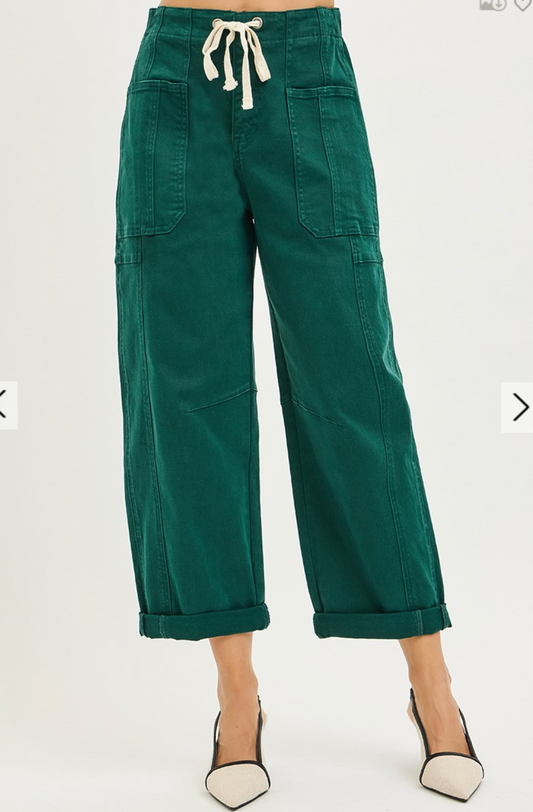 High Rise Crop Barrel Cargo Pocket Cuffed Pant