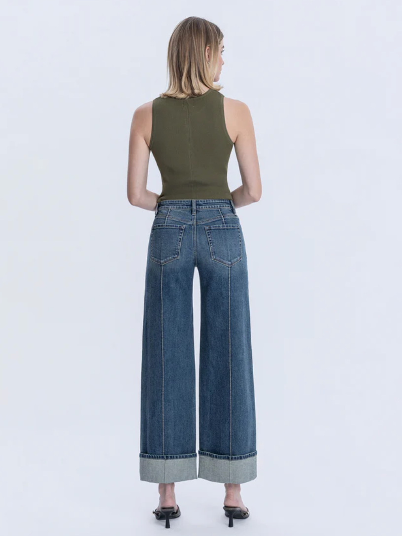 Mid Rise Pintuck Baggy Wide Authenticity Jean