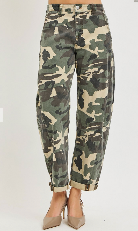 HIGH RISE ANKLE BARREL DOUBLE ROLL UP PANTS