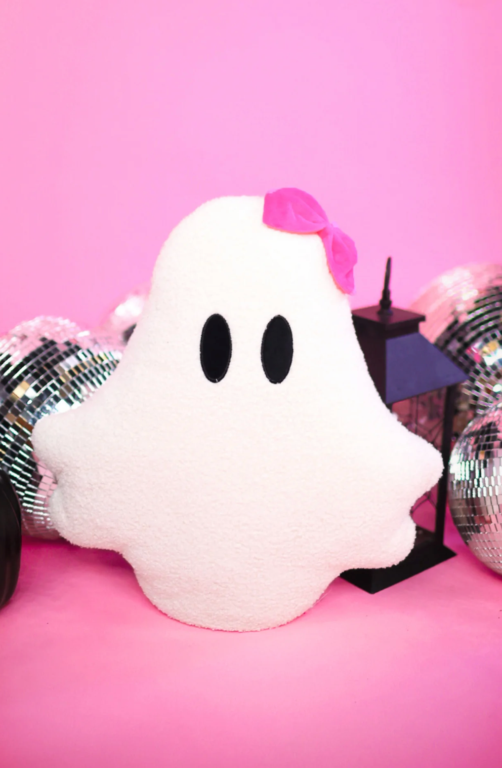Gigi The Ghost Pillow