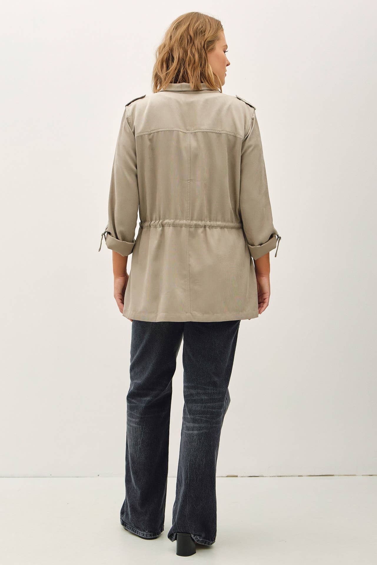 PLUS SIZE CINCHED WAIST CARGO UTILITY JACKET