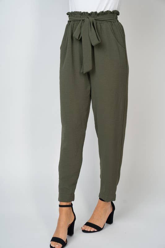 P77134 High Waisted Solid Woven Pant