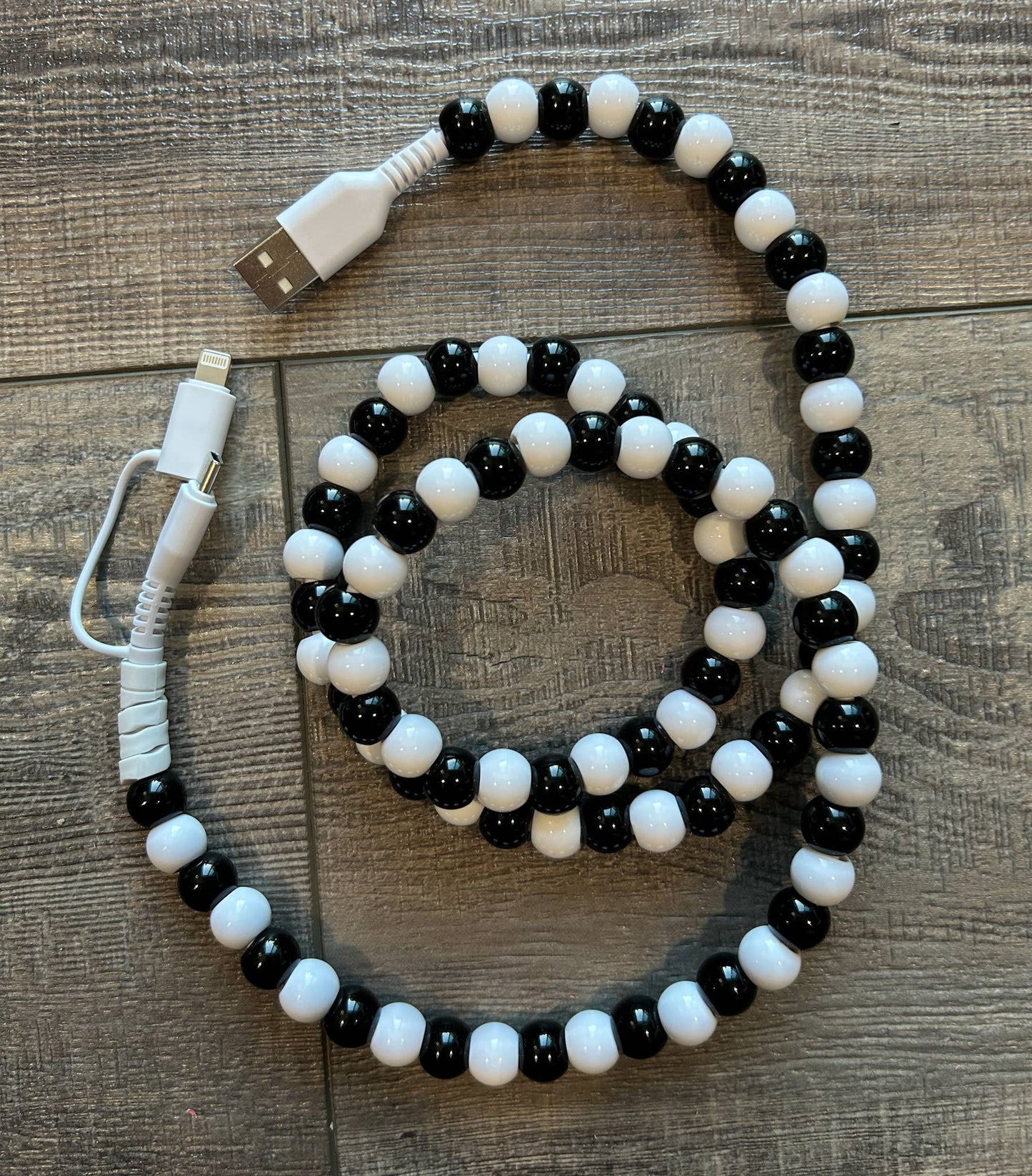 Beaded Phone Charger w/Lightning & USB-C Cable