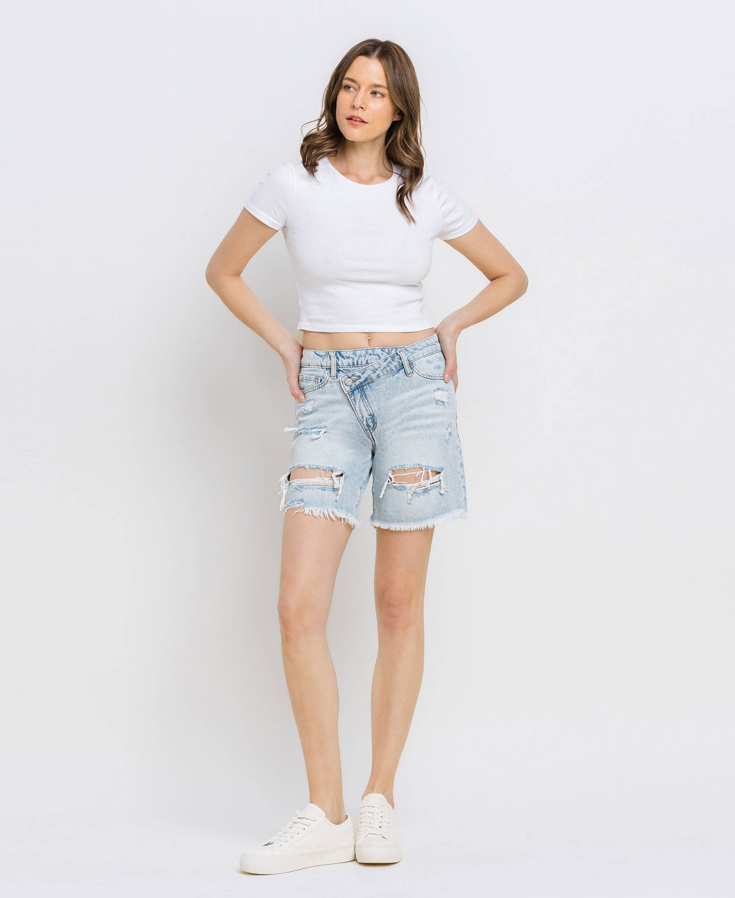SUPER HIGH RISE CRISS CROSS BOYFRIEND SHORTS