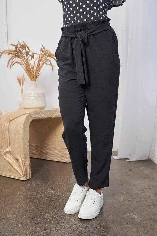 P77134 High Waisted Solid Woven Pant