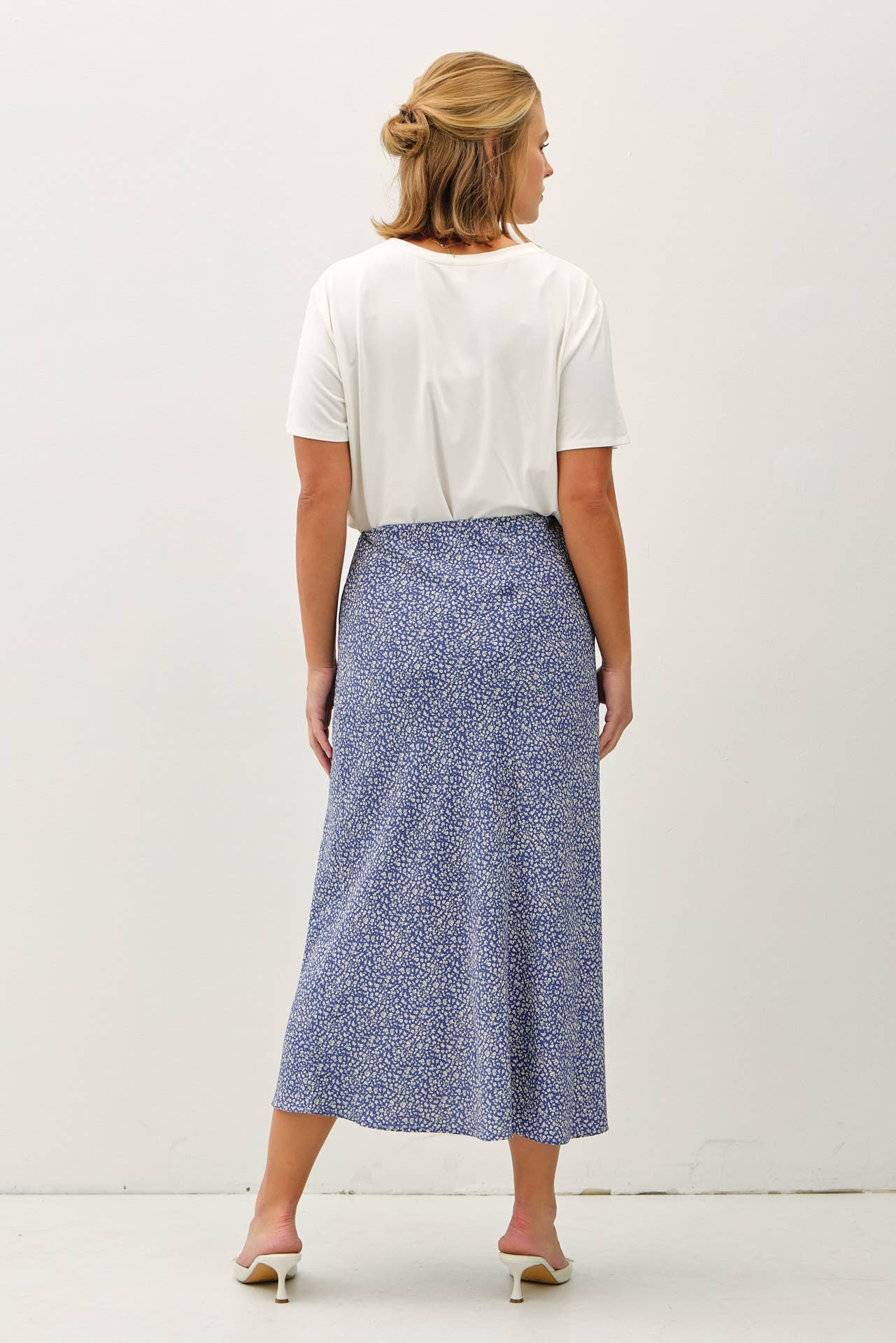 PLUS FLORAL PRINT MIDI SKIRT W/ ELASTIC WAISTBAND