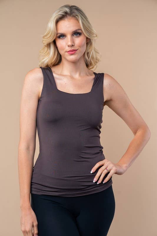 Sleeveless Solid Knit Top