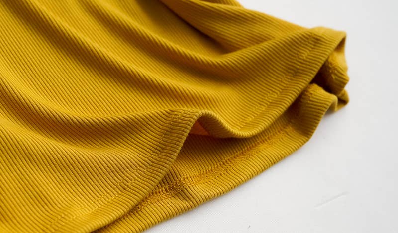 Essential Basic Rib Soft tank top w built in bra