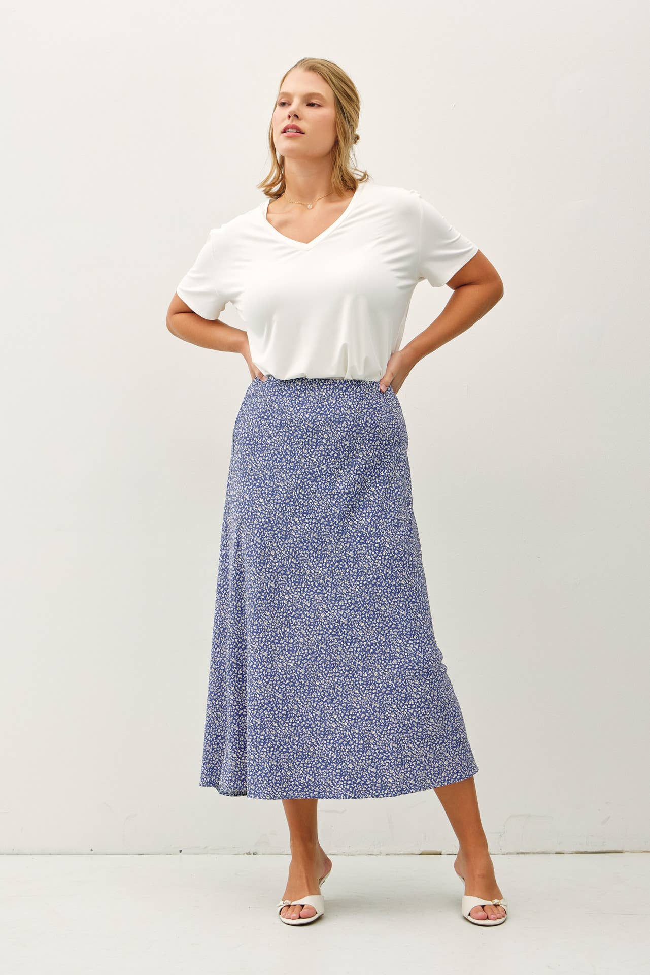 PLUS FLORAL PRINT MIDI SKIRT W/ ELASTIC WAISTBAND