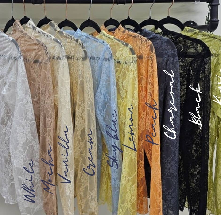 PLUS SIZE Mesh Floral print top